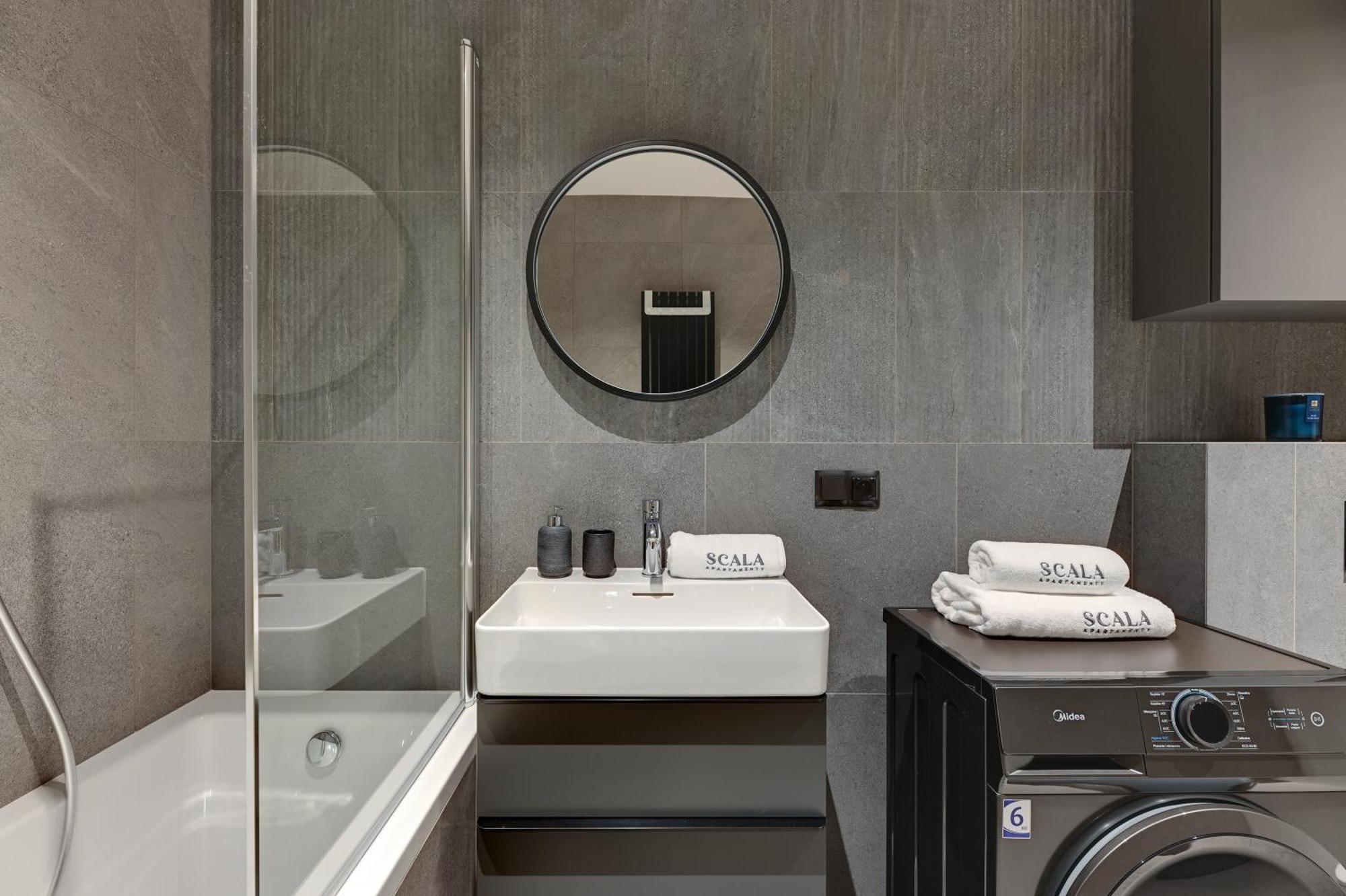 Scala 60C City Center Apartments By Lion Apartments Gdańsk Eksteriør bilde